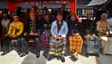 Penobatan Raja Gowa ke-37, 29 mei 2016. Sejumlah Raja-raja Senusantara saat menghadiri pelantikan Raja Gowa ke 37 di Museum Ballalompoa, Sulawesi Selatan, 2 September 2014. TEMPO-Iqbal Lubis